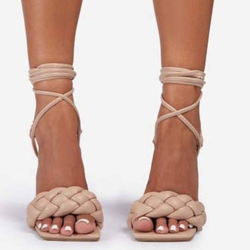 Sandalias color nude Fashion Nova Los Angeles talle 7.5